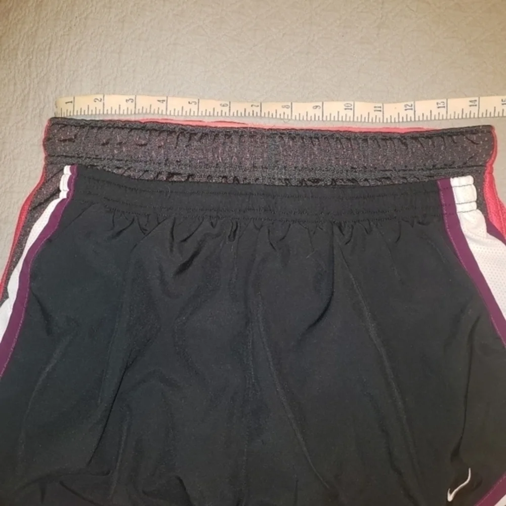 2‎ Nike ladies athletic running shorts Small bundle